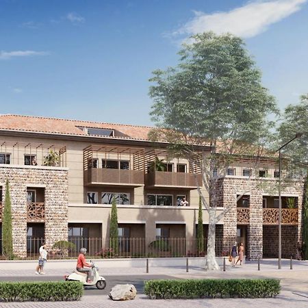 Domitys L'Oustaou Aparthotel Saint-Martin-de-Crau Exterior foto