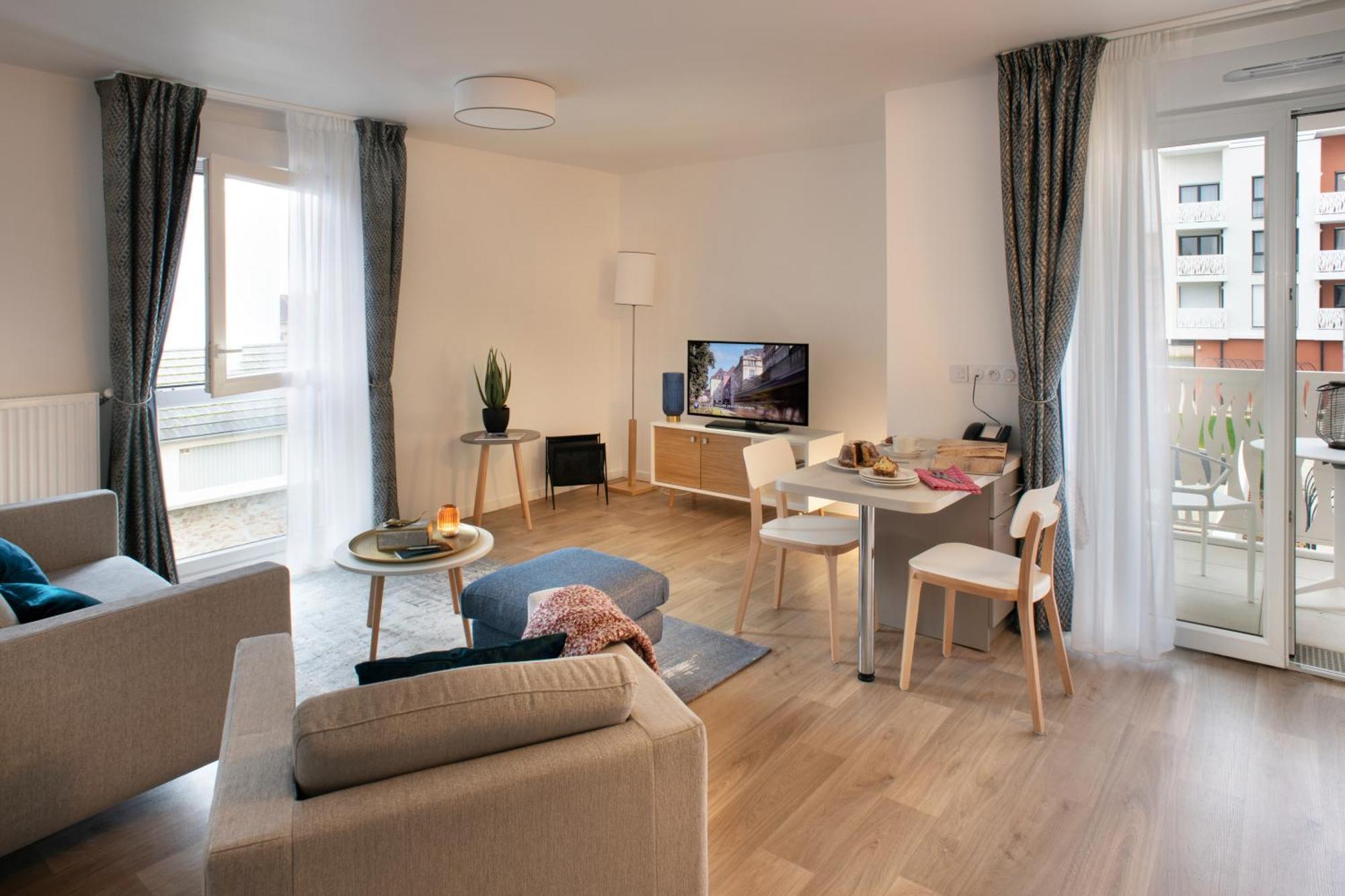 Domitys L'Oustaou Aparthotel Saint-Martin-de-Crau Exterior foto