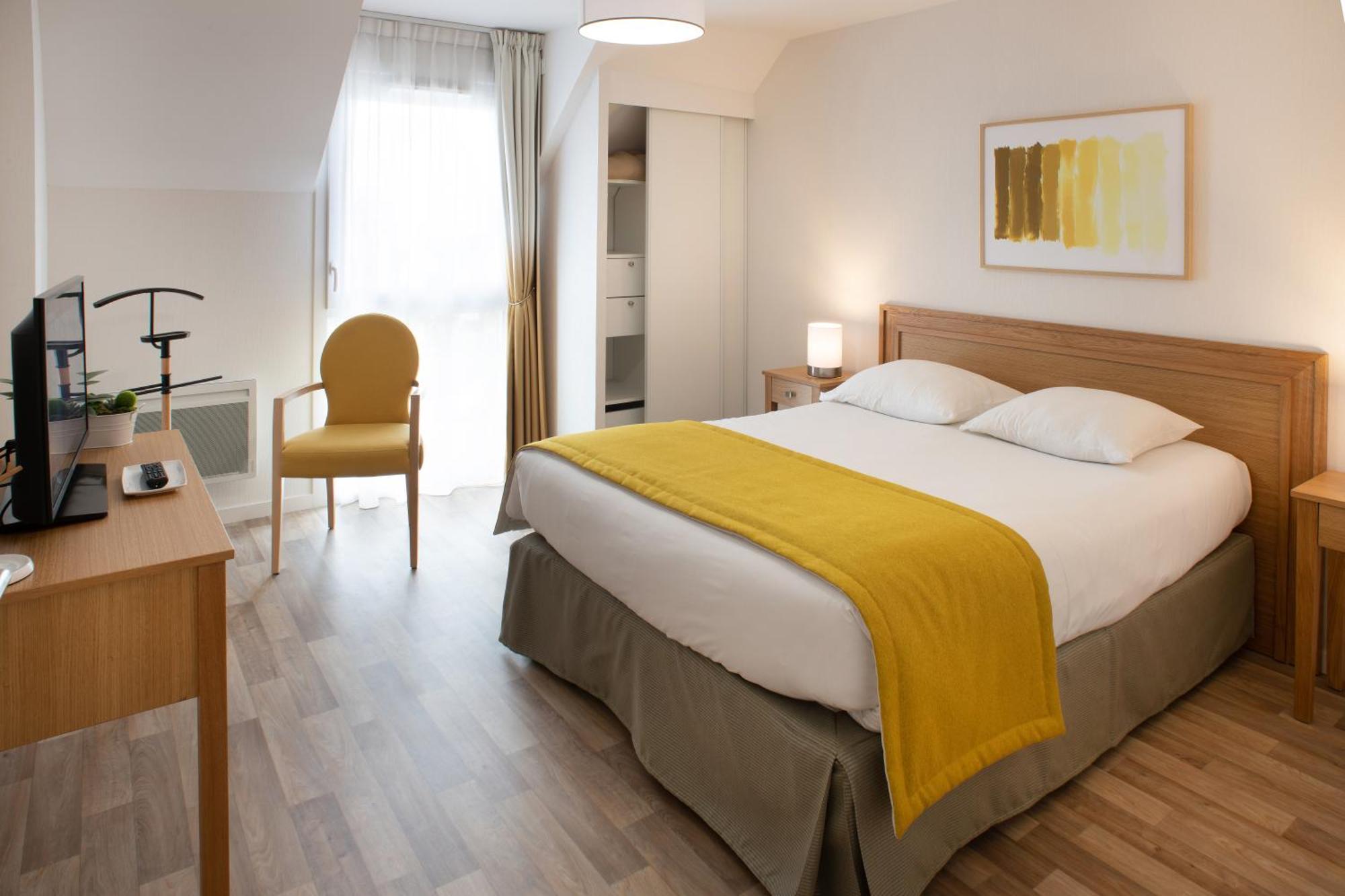 Domitys L'Oustaou Aparthotel Saint-Martin-de-Crau Exterior foto